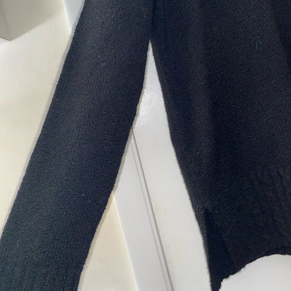 Sweater - Picture 2 of 4